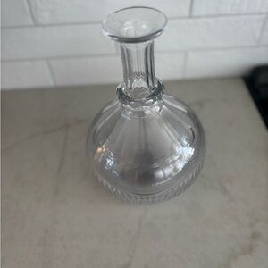 Beautiful crystal decanter vintage made in France. Early 1900s